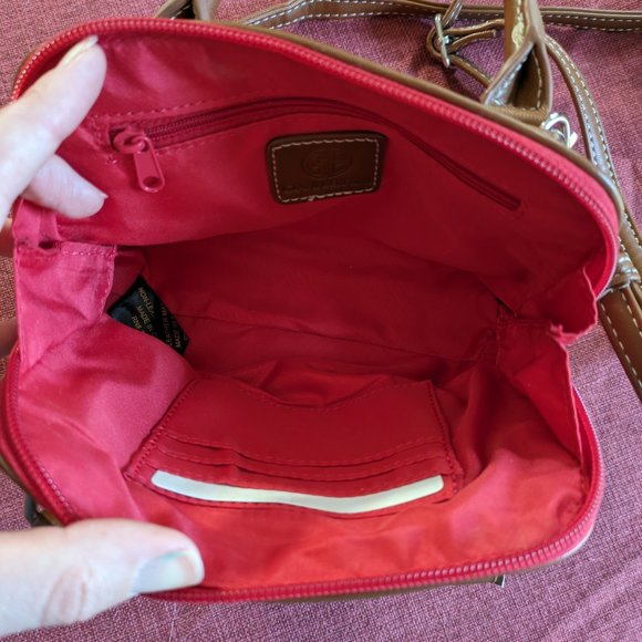 Giani Bernini Red Small Crossbody Purse NWT - Picture 2 of 2